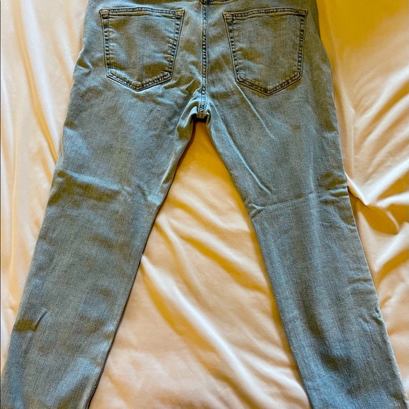 Skinny style jeans - Picture 3 of 3